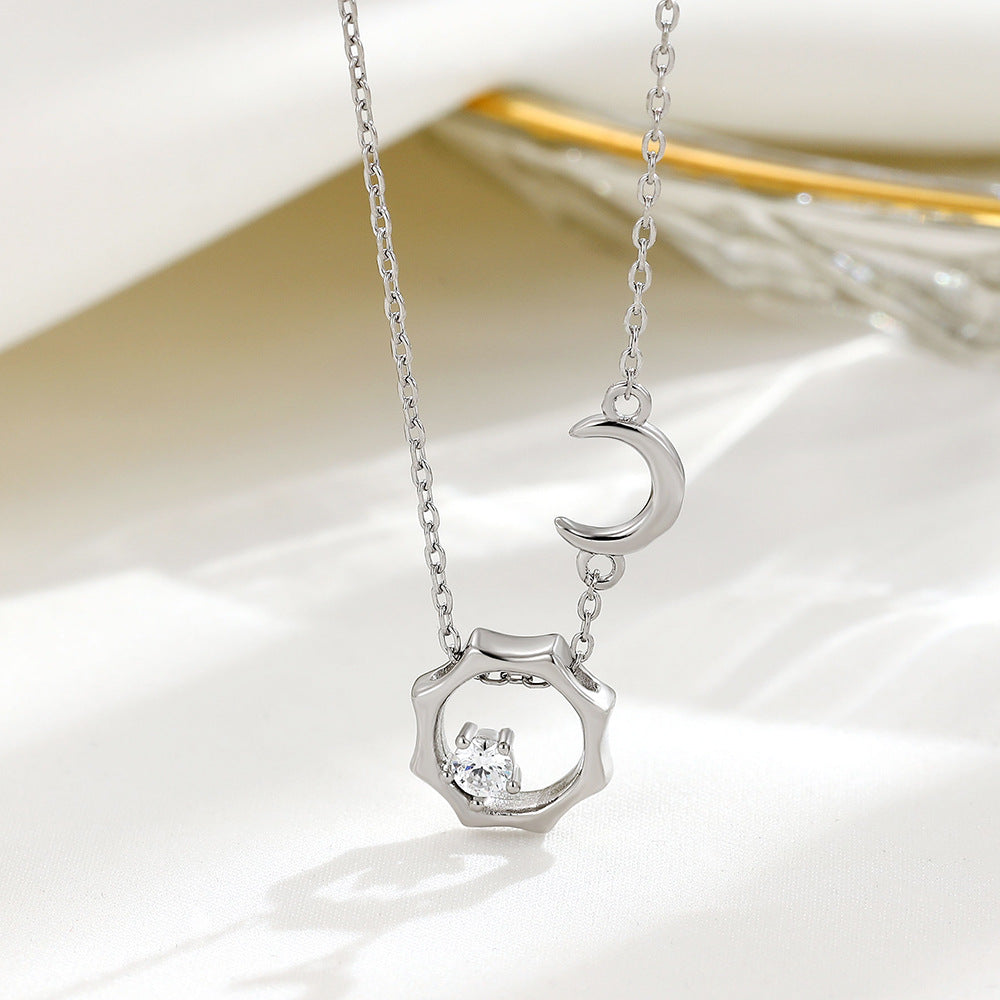 High-end, Personalized Clavicle Necklace Accessory