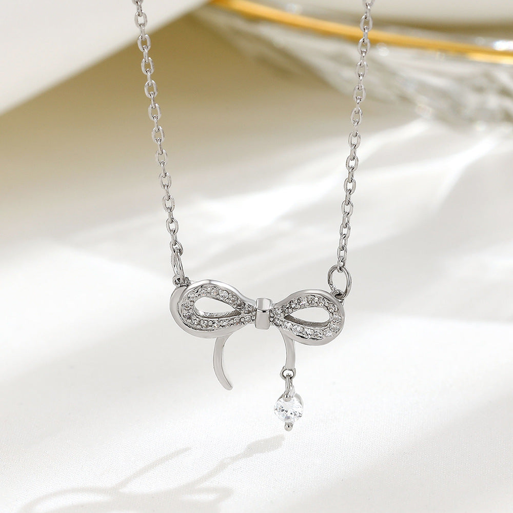 High-end, Personalized Clavicle Necklace Accessory