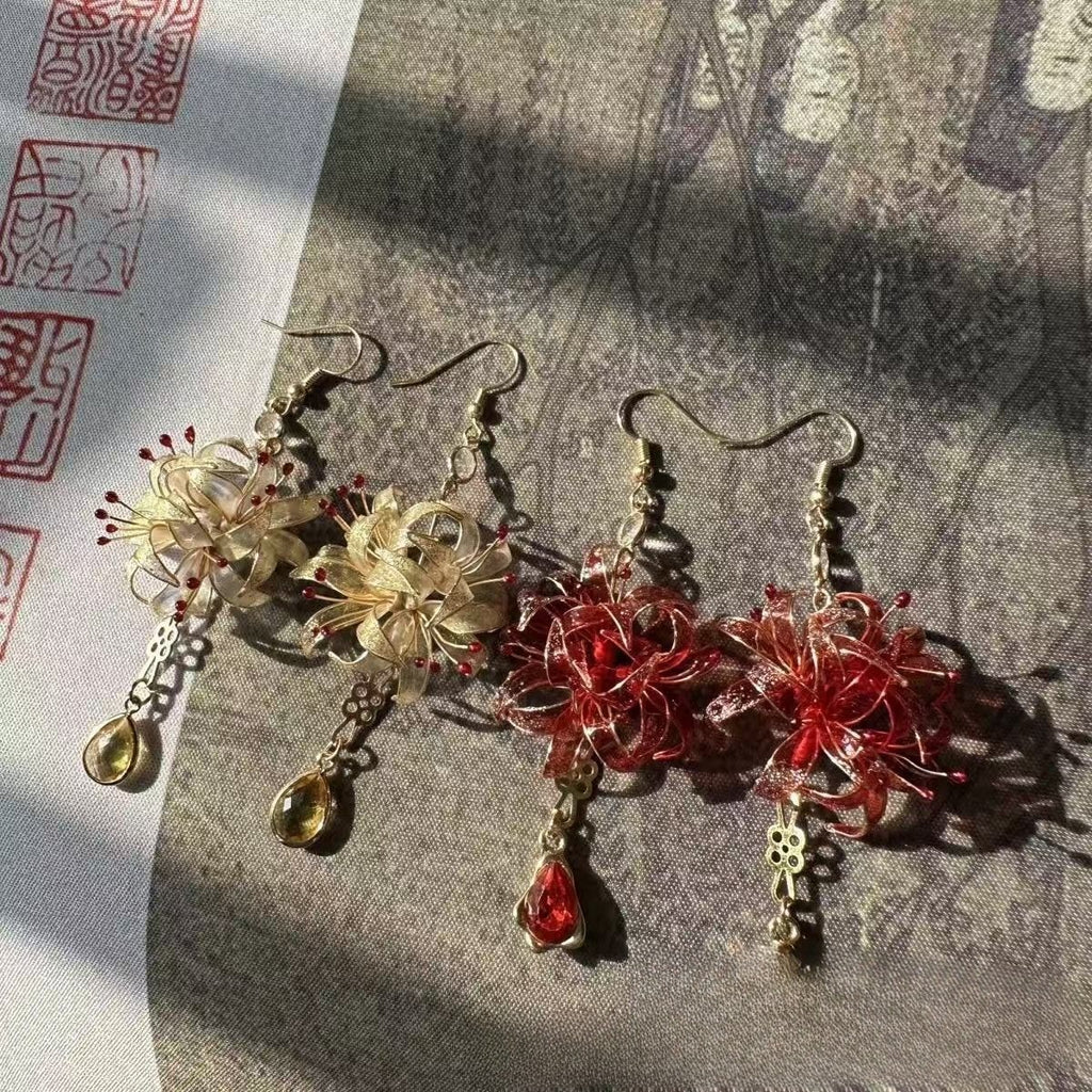 Red Spider Lily Manjushage Women's Earrings