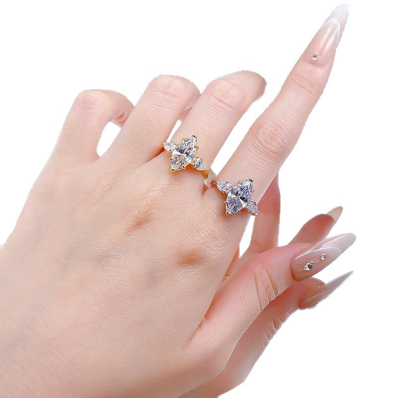 Fashionable Two-tone Ring For Women